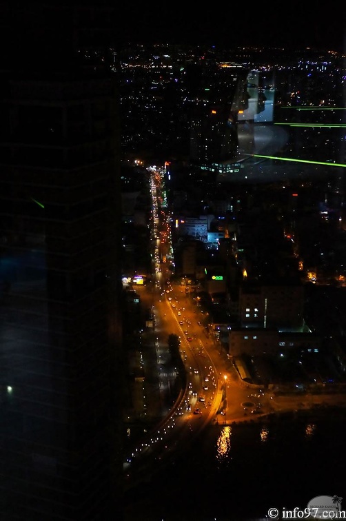 DSC06313saigon-night.jpg