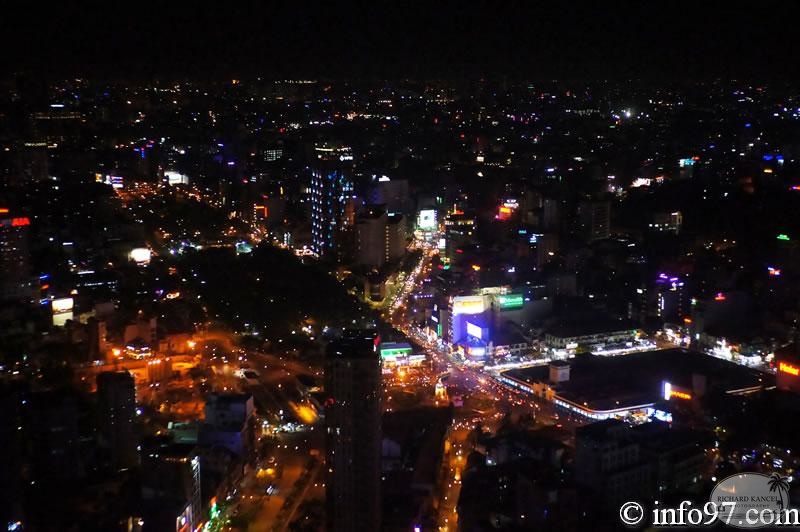 DSC06330saigon-night.jpg