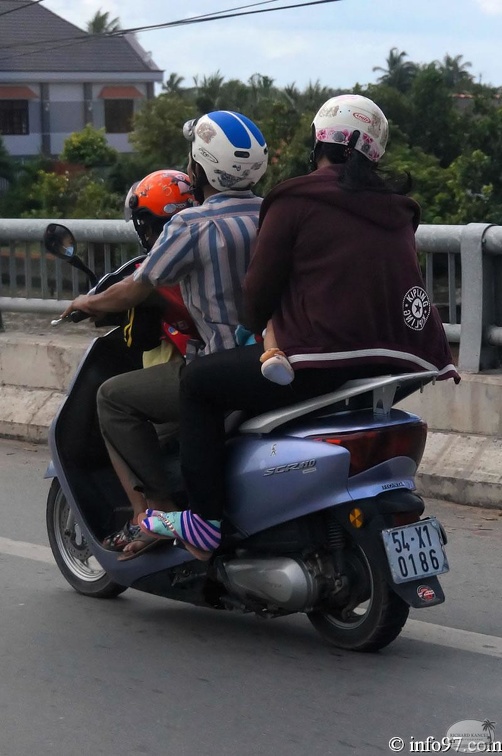 DSC03909transport-vietnam.jpg
