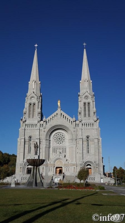 verticale-basilique1.jpg