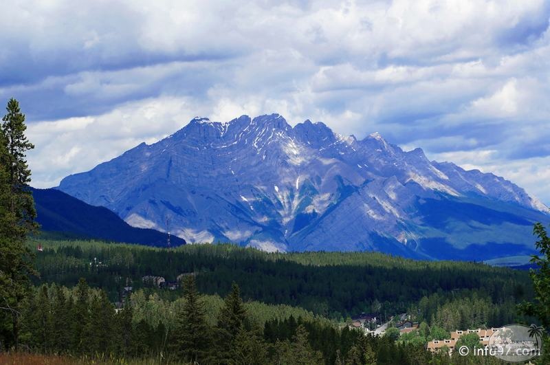canmore-alberta-70.jpg