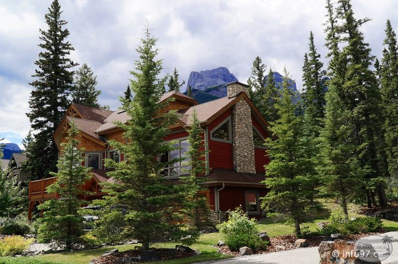 canmore-alberta-76.jpg