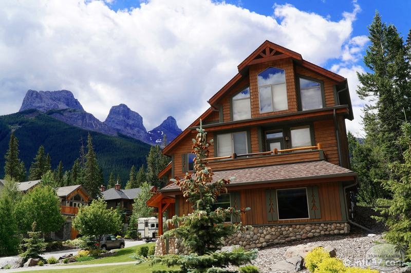 canmore-alberta-77.jpg