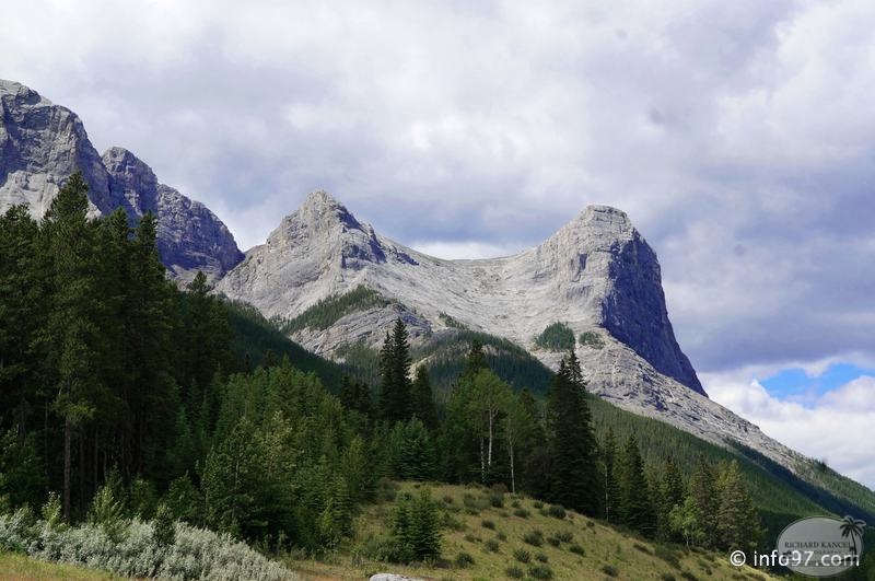 canmore-alberta-90.jpg