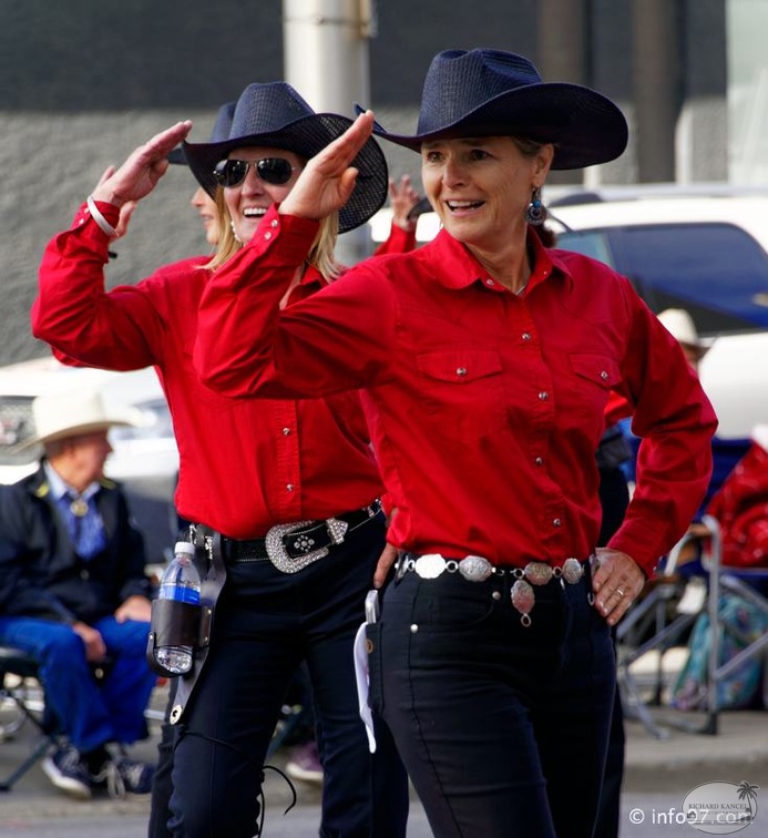 rodeo-stampede-parade-002.jpg