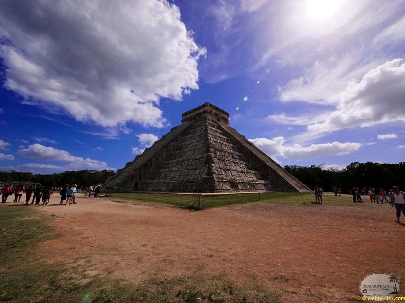 chitchen-itza-007.jpg