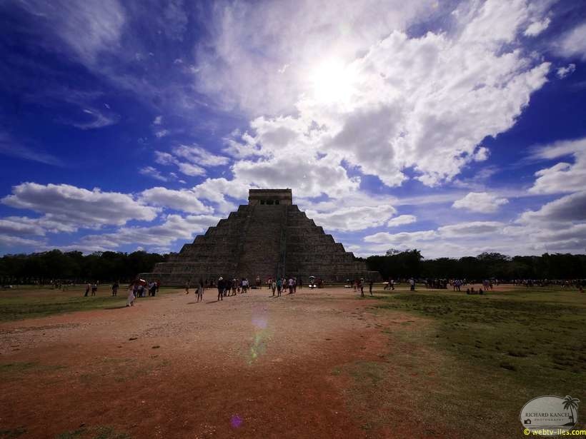 chitchen-itza-028.jpg
