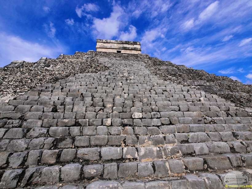 chitchen-itza-054.jpg