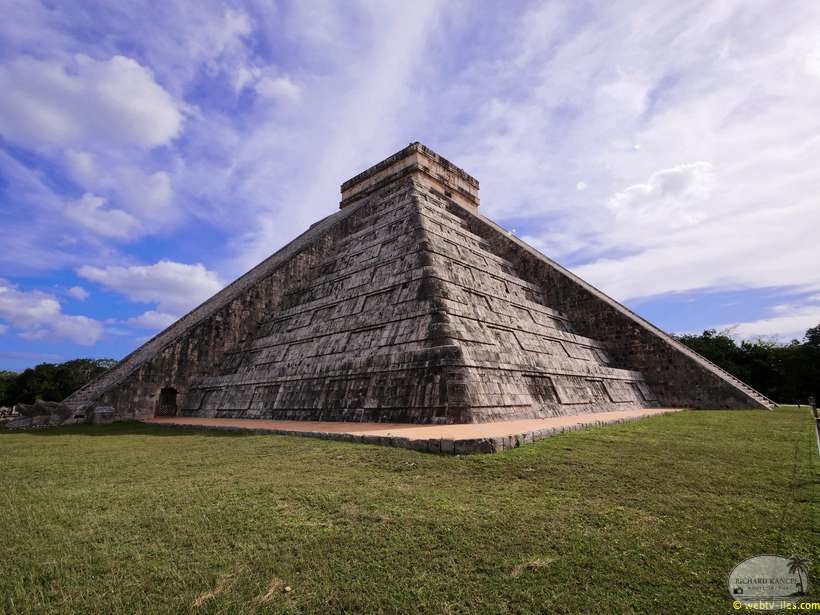 chitchen-itza-061.jpg