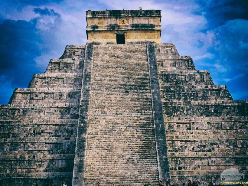 chitchen-itza-104.jpg
