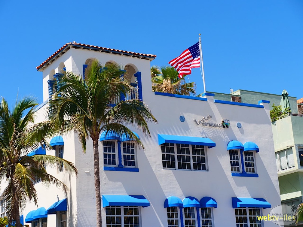 floride-miami-collins330.jpg