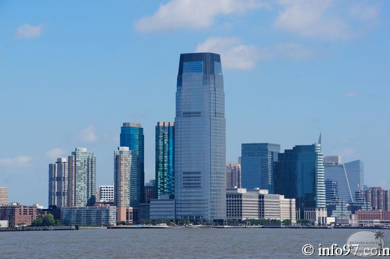 DSC04281-circle-line.jpg