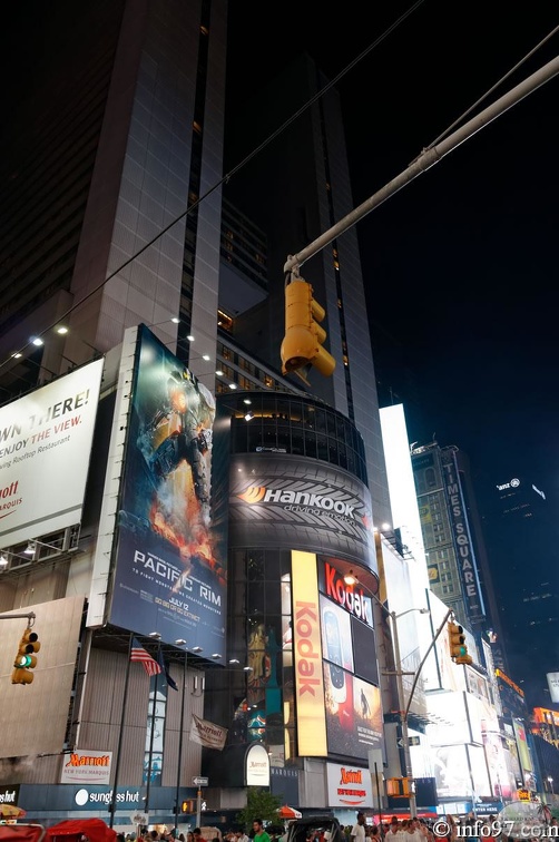 DSC04166-night.jpg