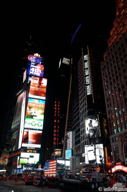 DSC04187-night.jpg