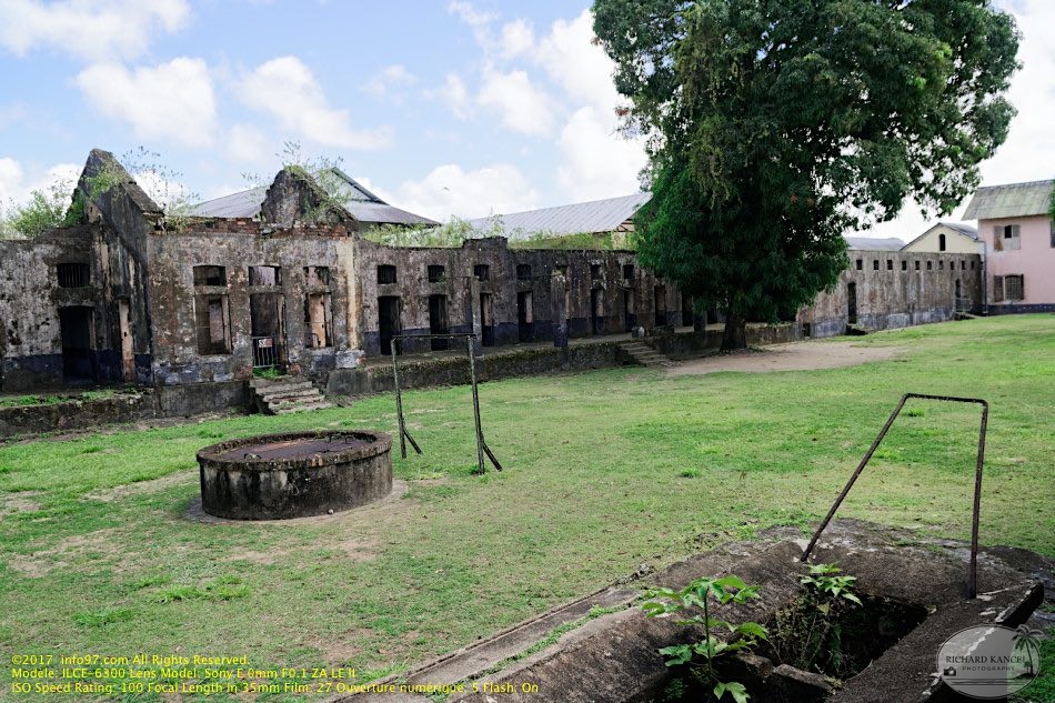 guyane27-st-laurent-bagne.jpg