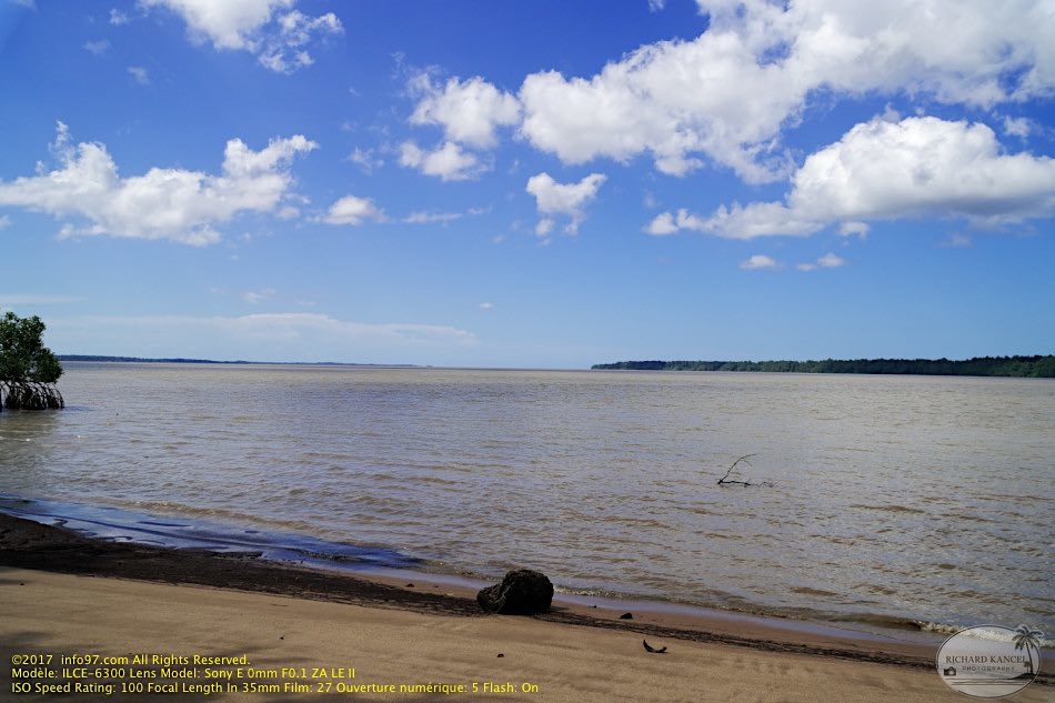 guyane14-st-laurent-fleuve.jpg