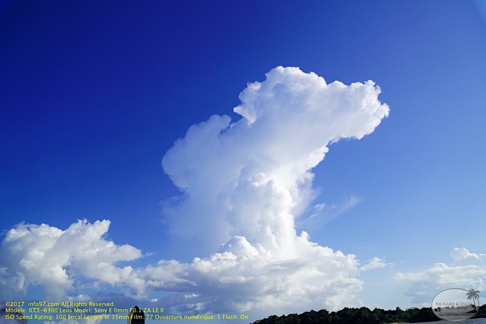 guyane25-st-laurent-fleuve.jpg