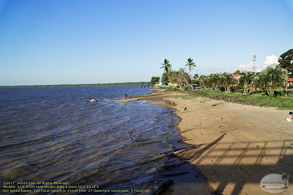 guyane28-st-laurent-fleuve.jpg