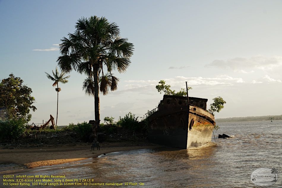 guyane32-st-laurent-fleuve.jpg