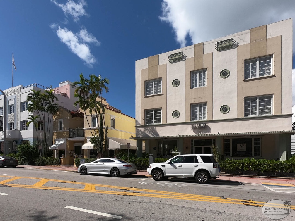 collins-avenue-a118.jpg