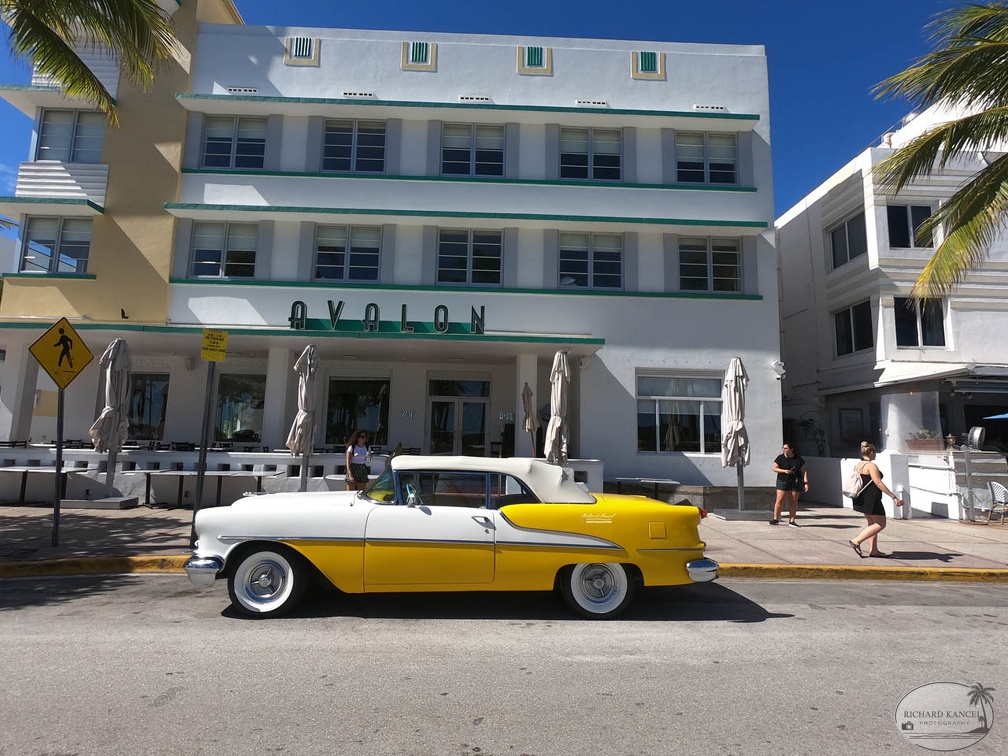 collins-avenue-a127.jpg