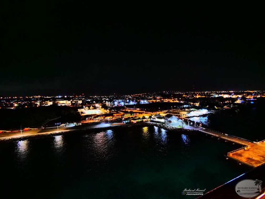 curacao-f407.jpg
