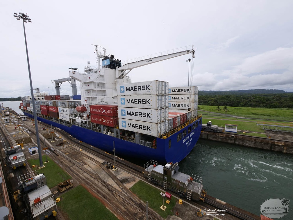 panama-f575.jpg