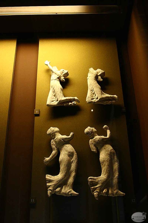 statuette11.jpg