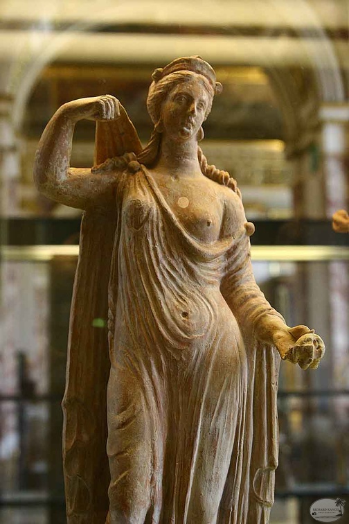 statuette3.jpg