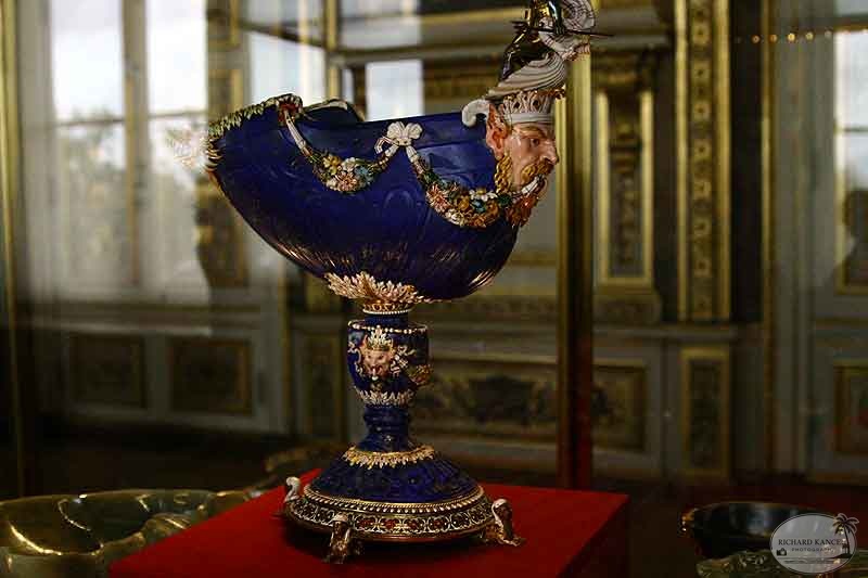 vase1.jpg