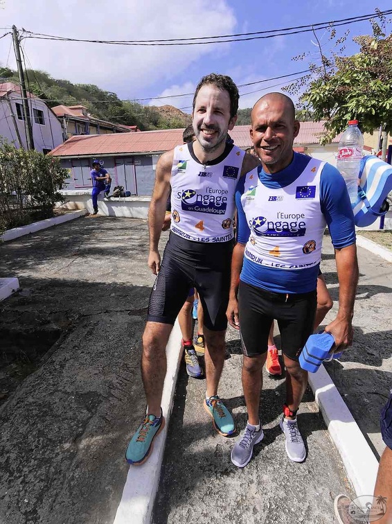 _1066957swimrun.jpg