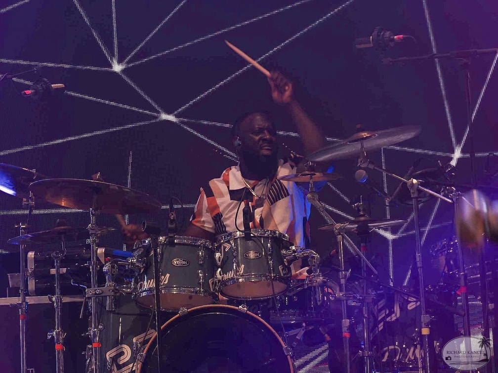 _1071457-aswad-terre-de-blues.jpg