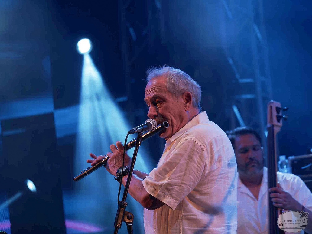 _1070916-orquestra-broadway-terre-de-blues.jpg