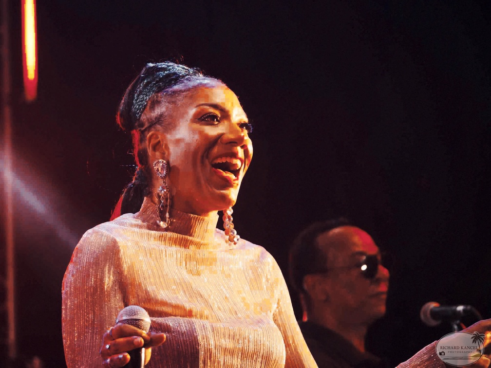 _1084109zouk-all-star.jpg