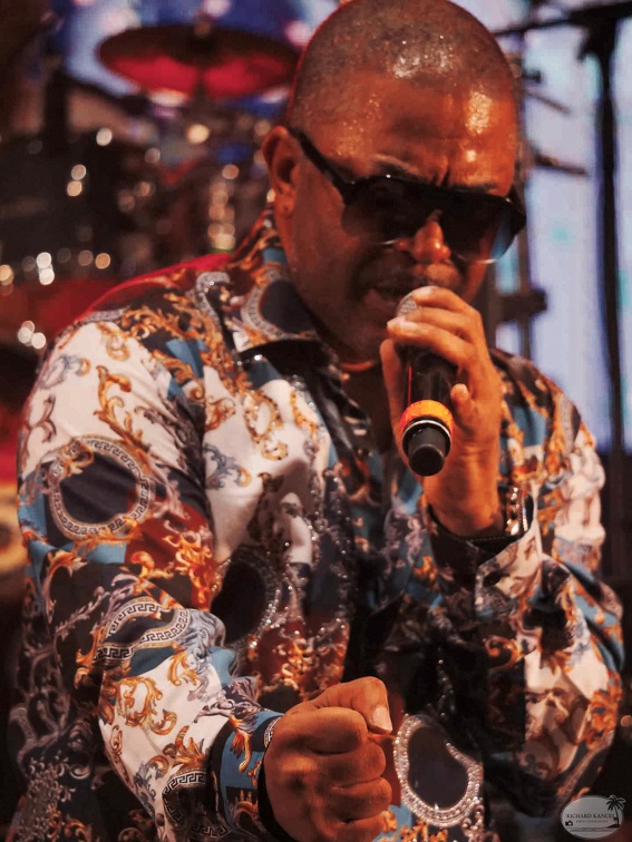 _1084331kool-and-gang.jpg
