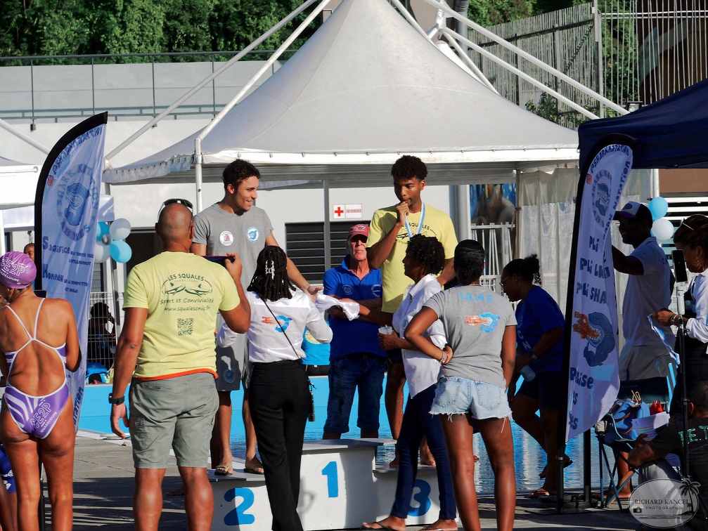 P1009212-shark.jpg